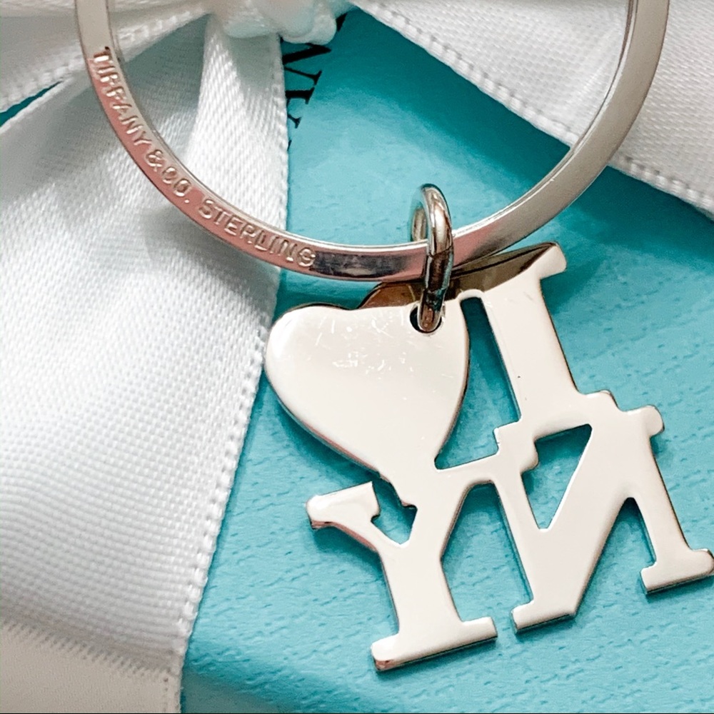 Tiffany & Co. I Love ❤️ New York Vintage Key Ring - Picture 3 of 8